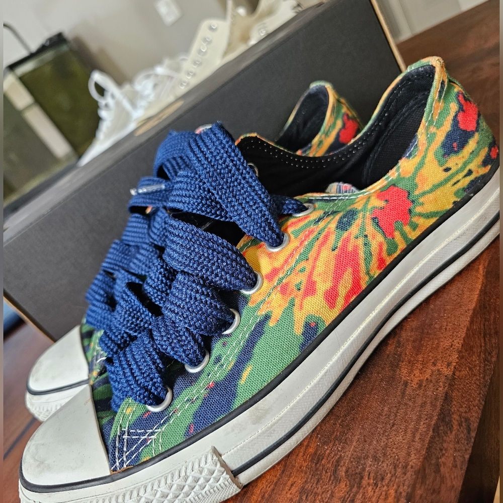 ✌️☮️TIE DYE CONVERSE ✌️ ☮️ HARD TO FIND✌️☮️LIMITED EDITION ✌️☮️ - Picture 2 of 5